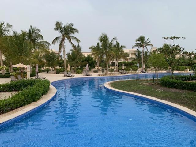 Casa Salalah, Cozy 2-Storey Townhouse In Hawana Salalah With Free Wi-Fi Exterior photo